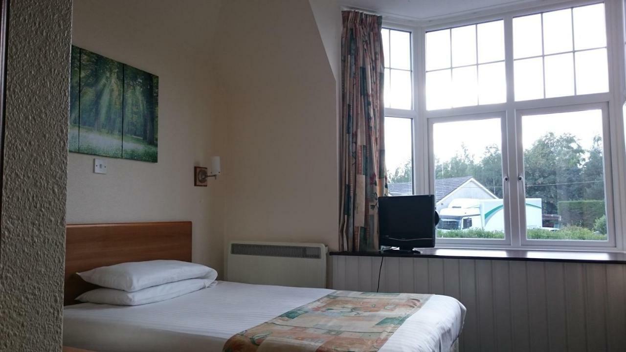 St Michaels Inn Leuchars Exterior photo